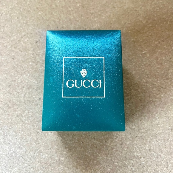 Gucci 1100L Women’s Gold Plated Watch w/ Original Box & 5 Interchangeable Bezels - Picture 4 of 10